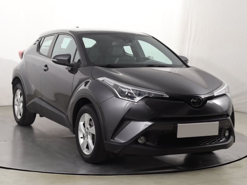 Toyota C-HR, 2018