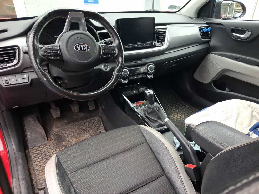 Kia Stonic, 2021