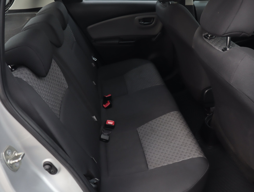 Toyota Yaris, 2015