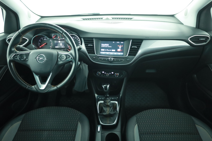 Opel Crossland, 2020