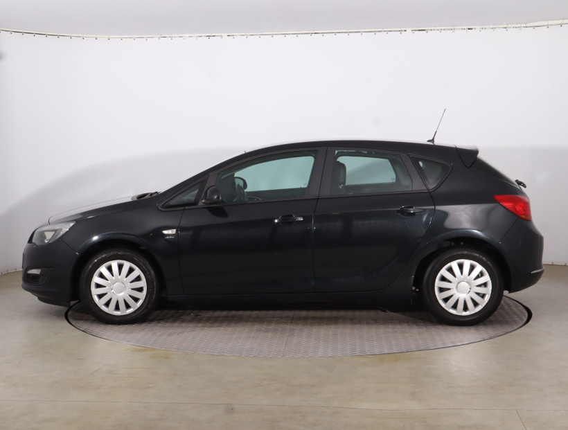 Opel Astra, 2014