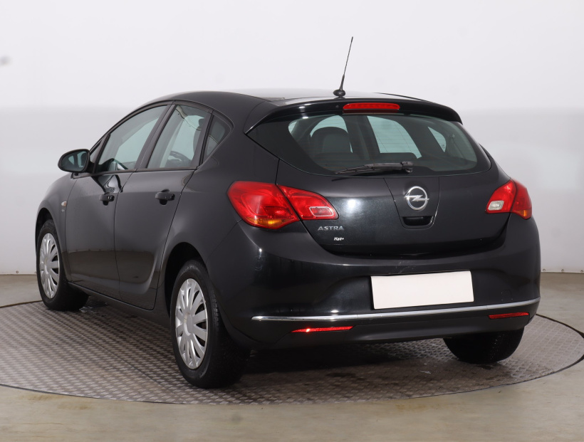 Opel Astra, 2014