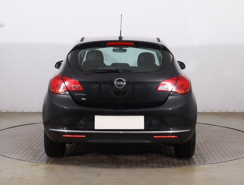 Opel Astra, 2014