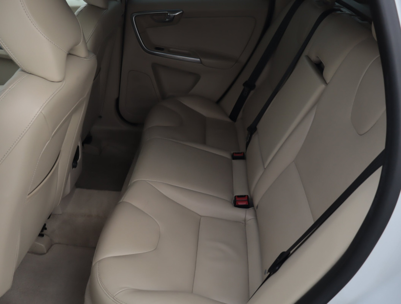 Volvo XC60, 2016