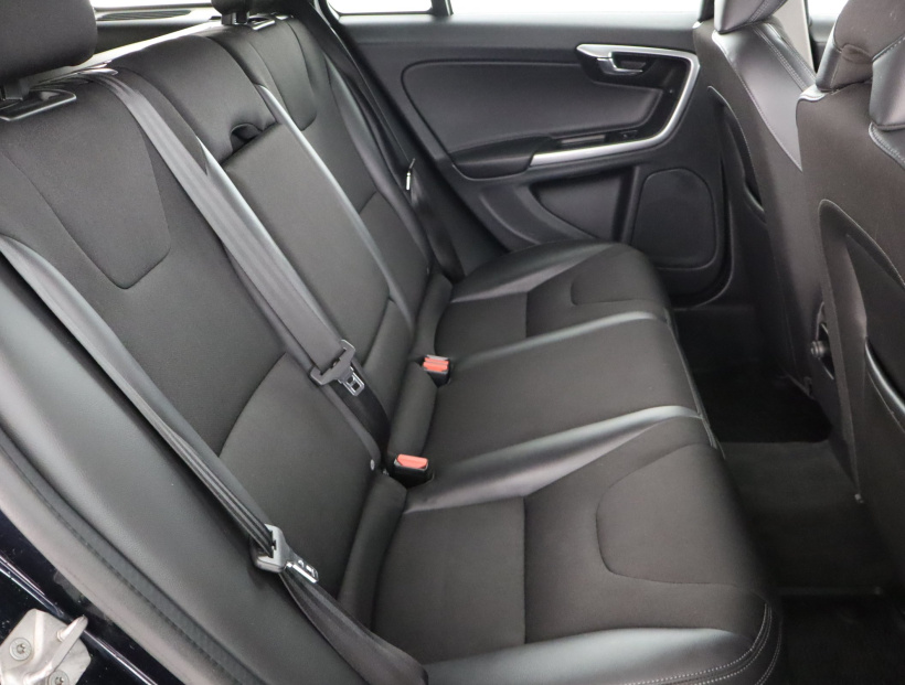 Volvo V60, 2016