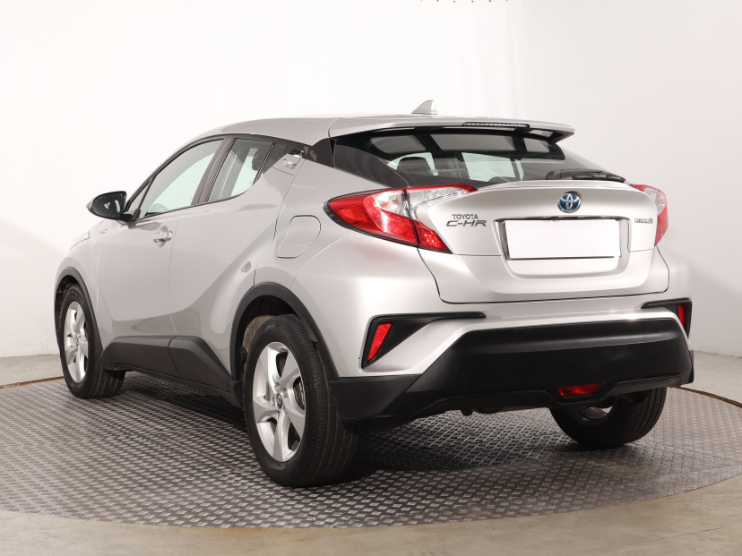 Toyota C-HR, 2019