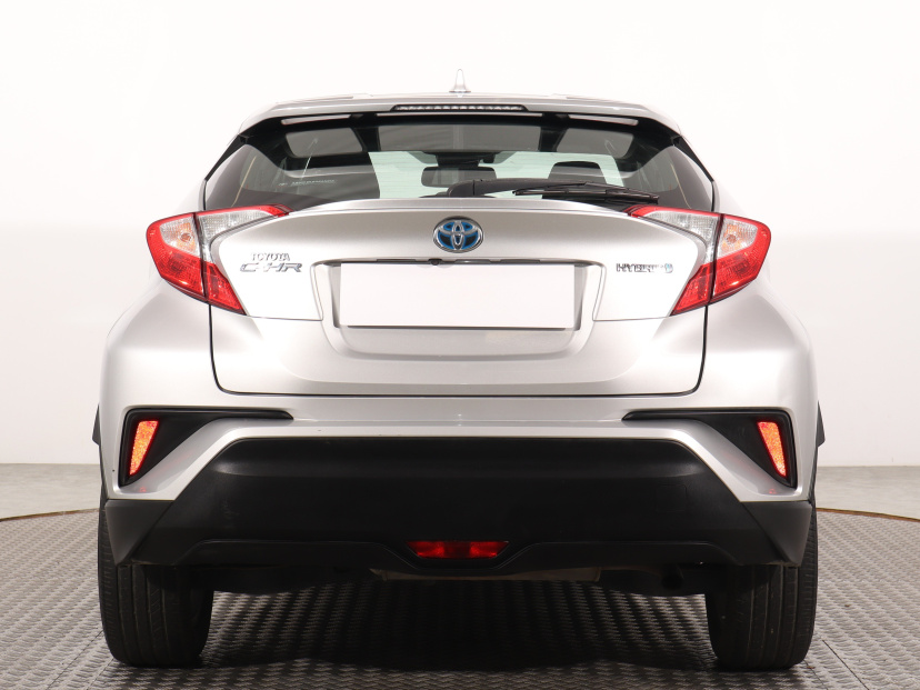 Toyota C-HR, 2019