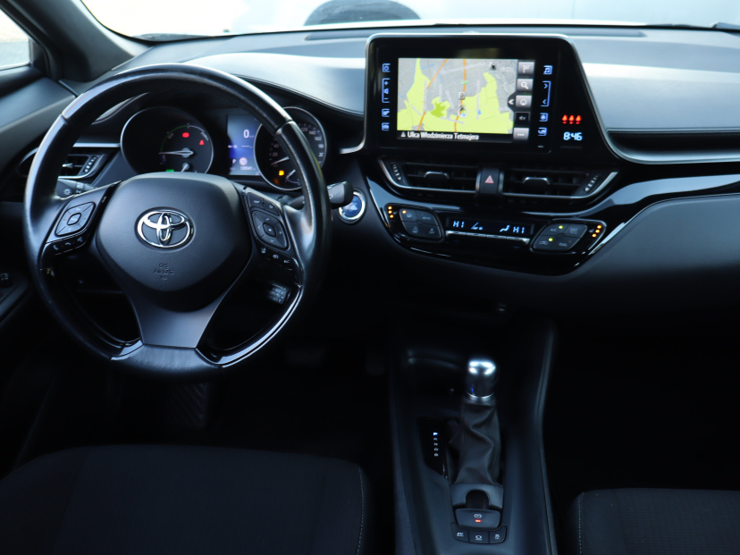 Toyota C-HR, 2019