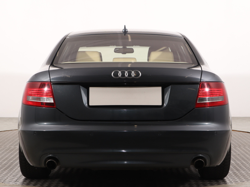 Audi A6, 2005