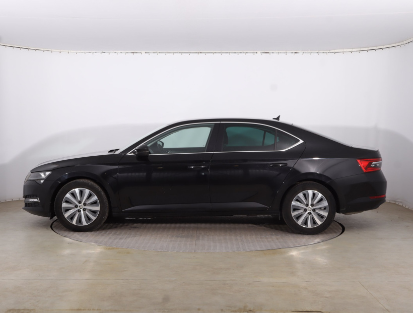 Škoda Superb, 2023