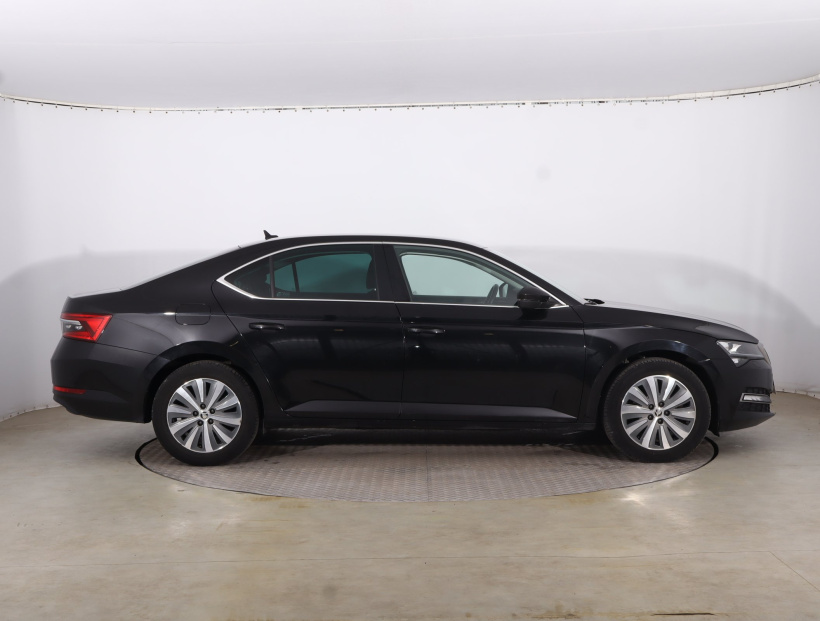 Škoda Superb, 2023