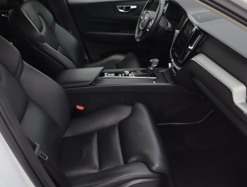 Volvo XC60, 2020