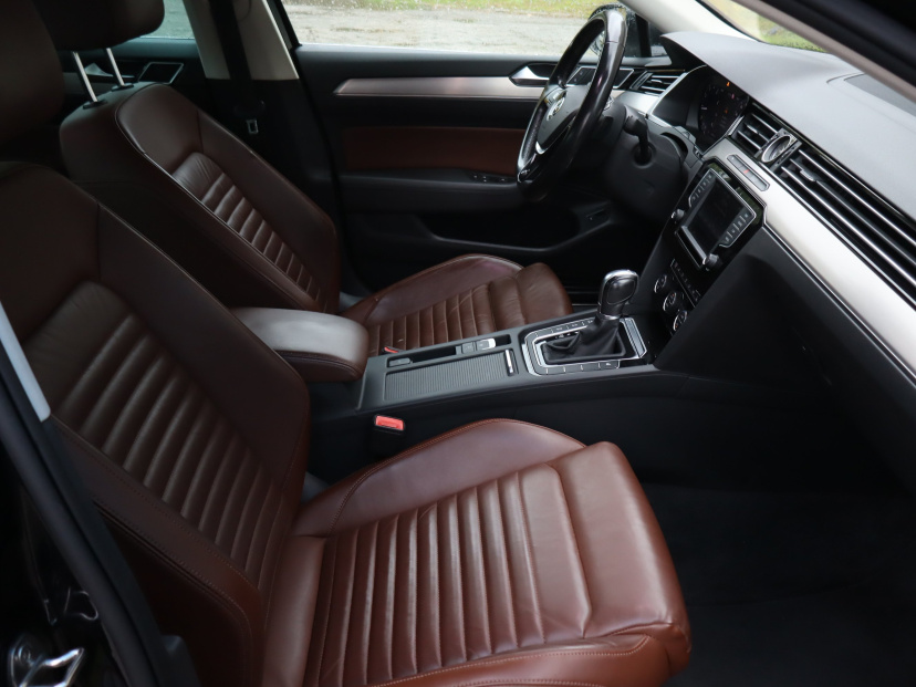 Volkswagen Passat, 2017