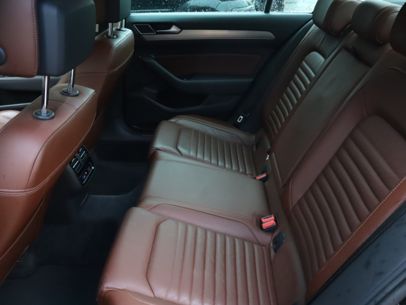 Volkswagen Passat, 2017