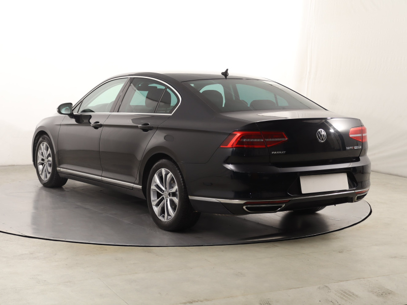 Volkswagen Passat, 2017