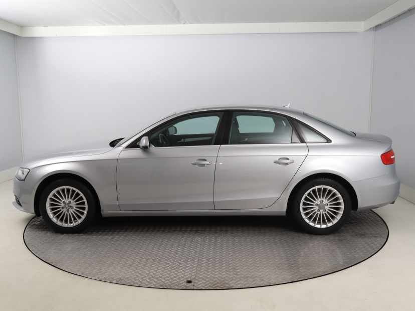 Audi A4, 2015