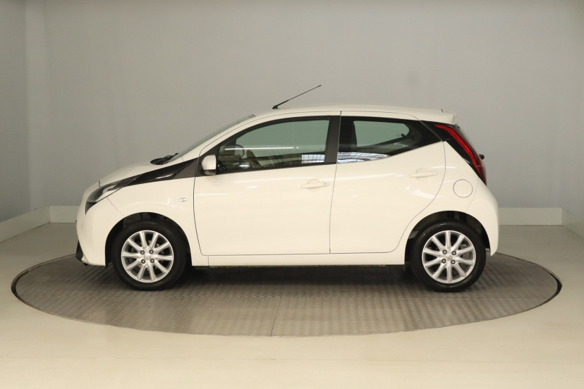 Toyota Aygo, 2021