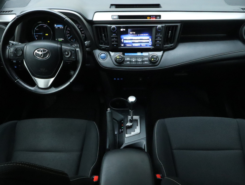 Toyota RAV 4, 2016