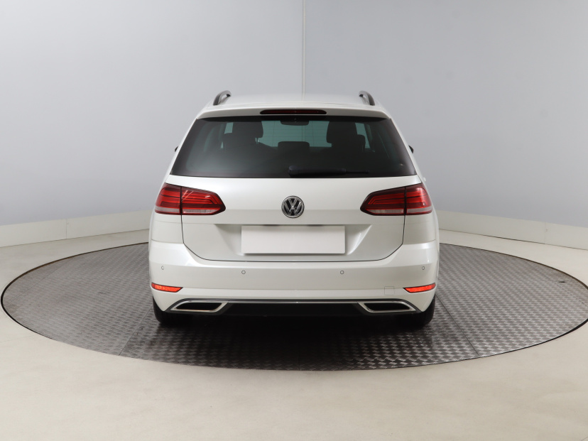 Volkswagen Golf, 2017