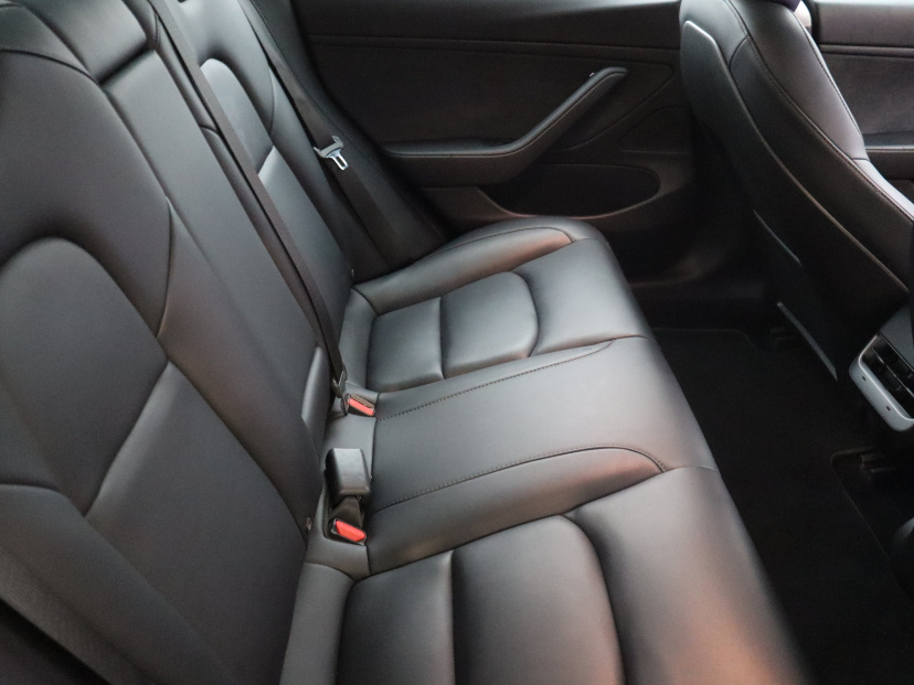 Tesla Model 3, 2021