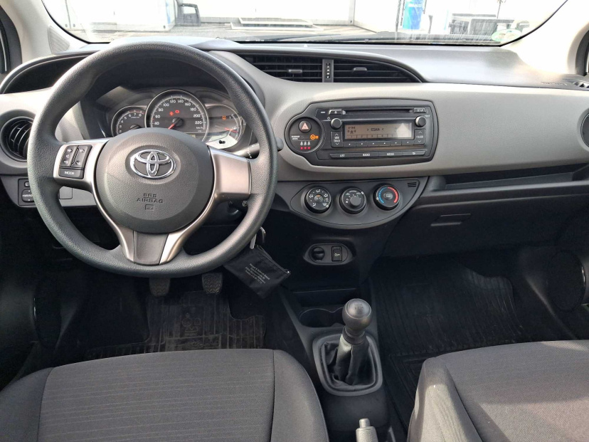 Toyota Yaris, 2015