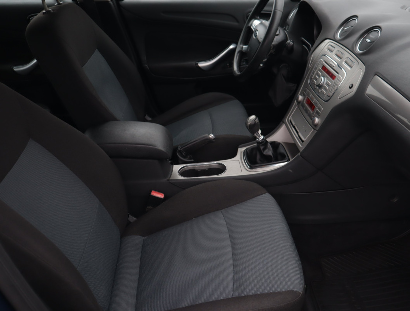 Ford Mondeo, 2009