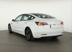 Tesla Model 3 - 2022