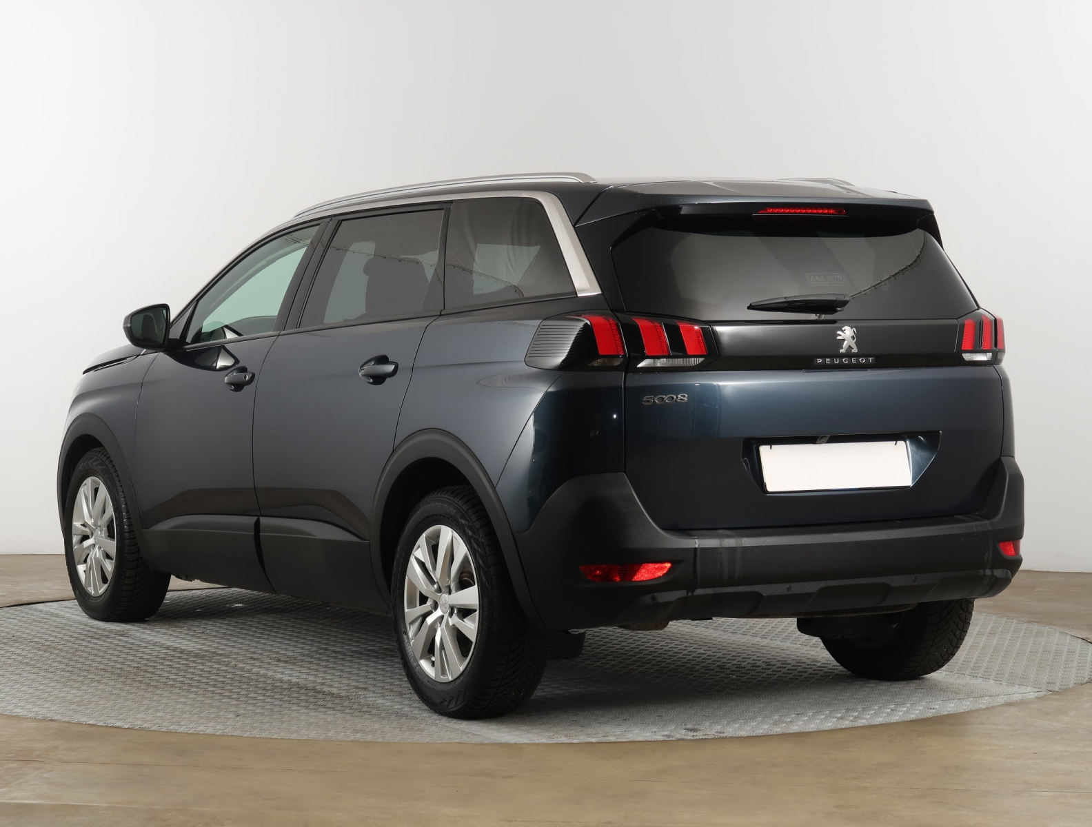 Peugeot 5008, 2018, PureTech 130, 96kW