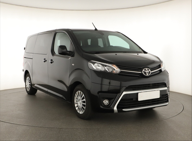 Toyota Proace Verso 2021