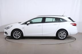 Opel Astra - 2020