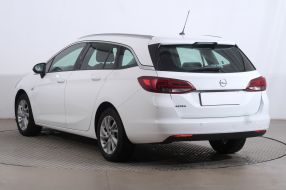 Opel Astra - 2020