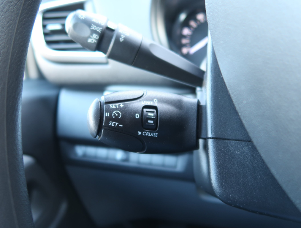 Peugeot Traveller