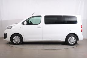 Peugeot Traveller - 2020