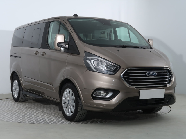 Ford Tourneo Custom 2022