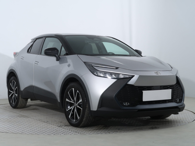 Toyota C-HR, 2023
