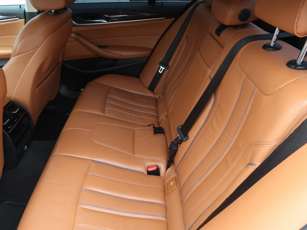 BMW 5