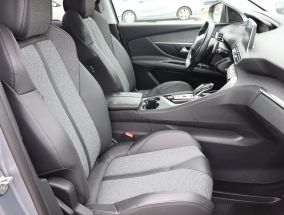Peugeot 3008 - 2017