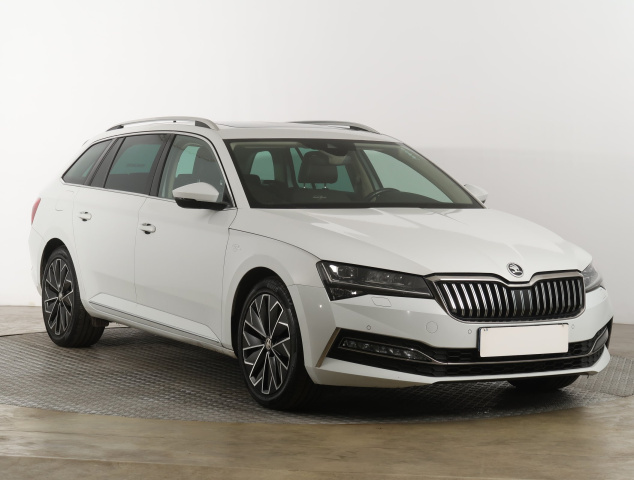 Škoda Superb 2021