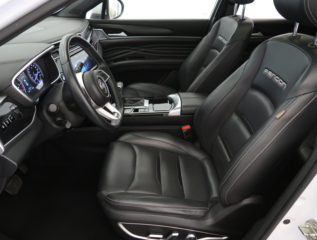 Dongfeng Fengon 5