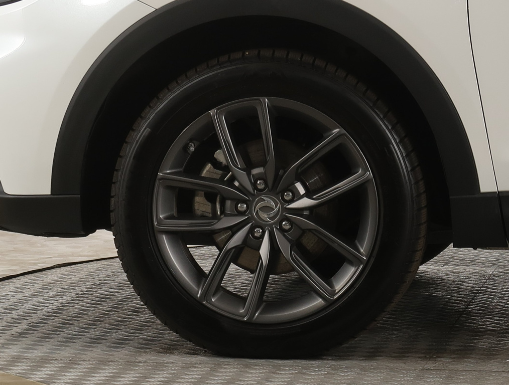 Dongfeng Fengon 5
