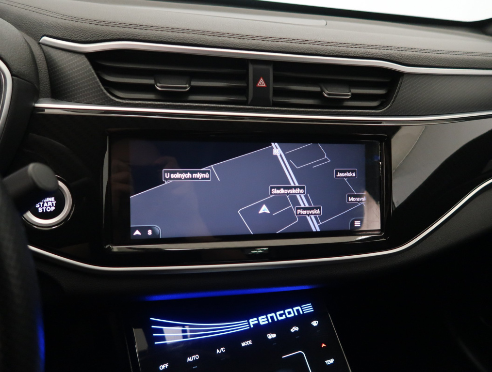 Dongfeng Fengon 5