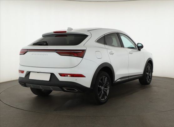 Dongfeng Fengon 5