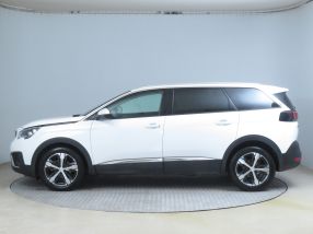 Peugeot 5008 - 2020