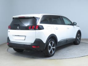 Peugeot 5008 - 2020