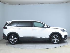 Peugeot 5008 - 2020