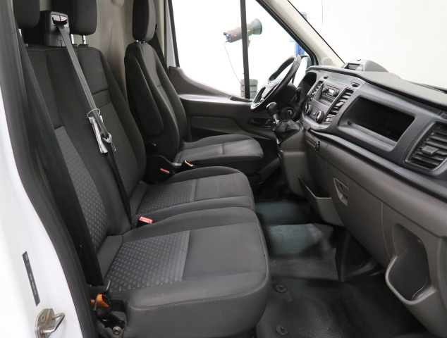 Ford Transit 2021
