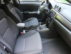 Suzuki Vitara - 2025