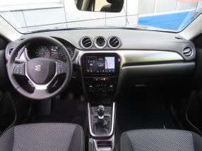 Suzuki Vitara - 2025