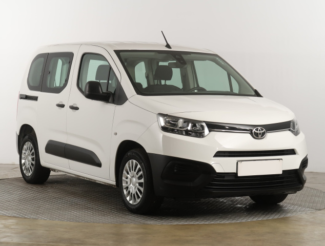 Toyota Proace City Verso, 2021