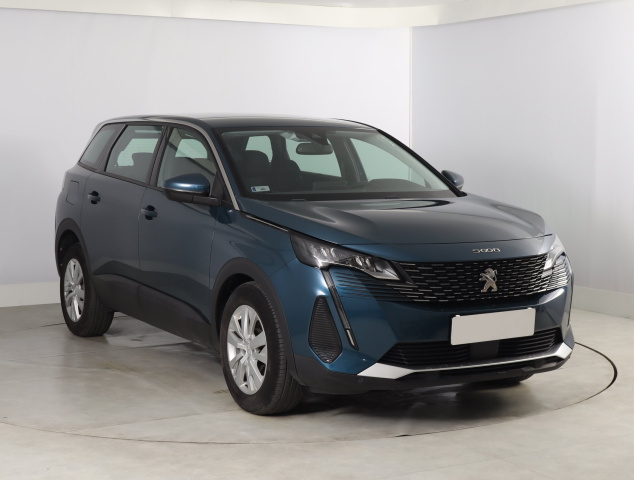 Peugeot 5008 2021